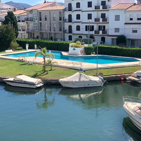 Port Sotavent 2C - Apartamento En La Marina De Empuriabrava - Piscina Comunitaria, - Parking - Vistas Al Canal - Cerca Centro Y Playa Exteriör bild