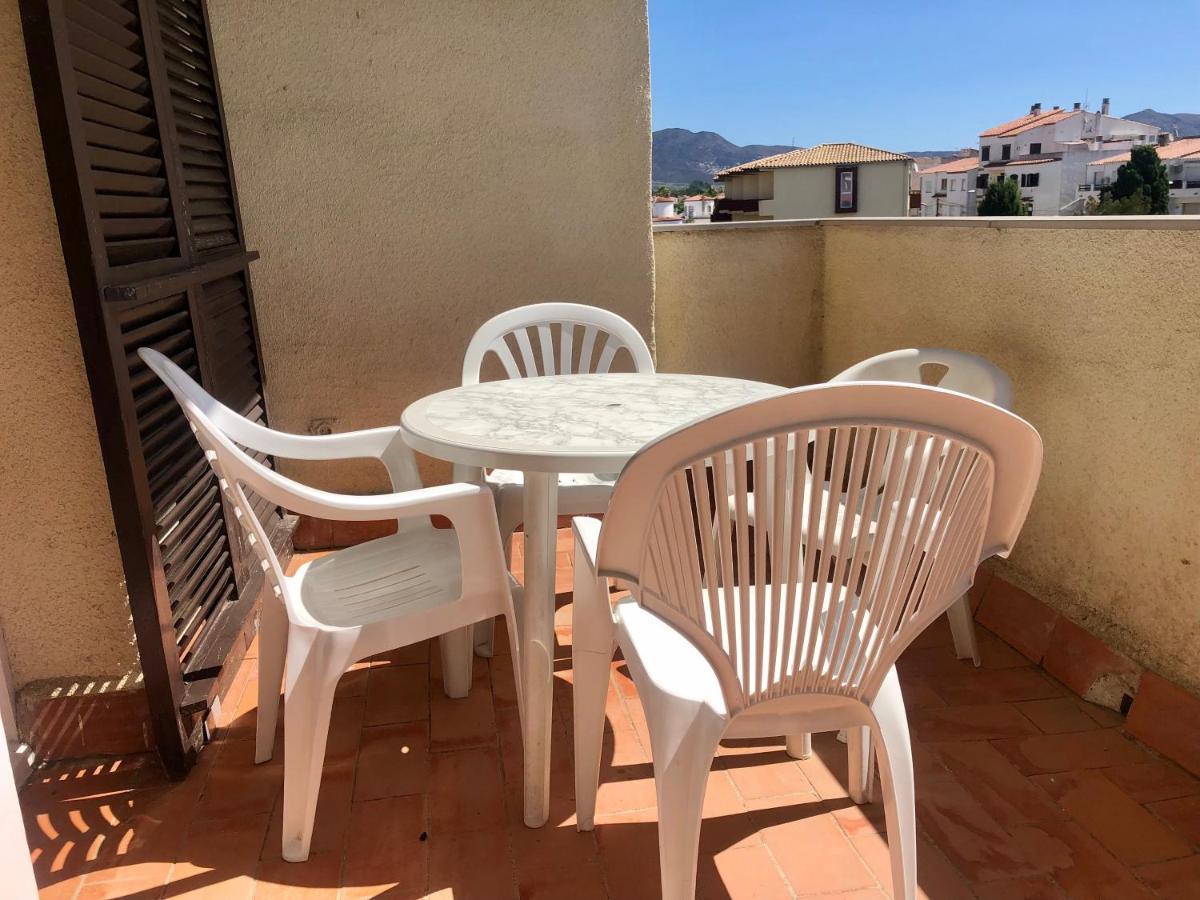 Port Sotavent 2C - Apartamento En La Marina De Empuriabrava - Piscina Comunitaria, - Parking - Vistas Al Canal - Cerca Centro Y Playa Exteriör bild